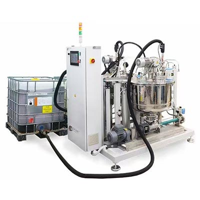 Automatic pressure forming machine